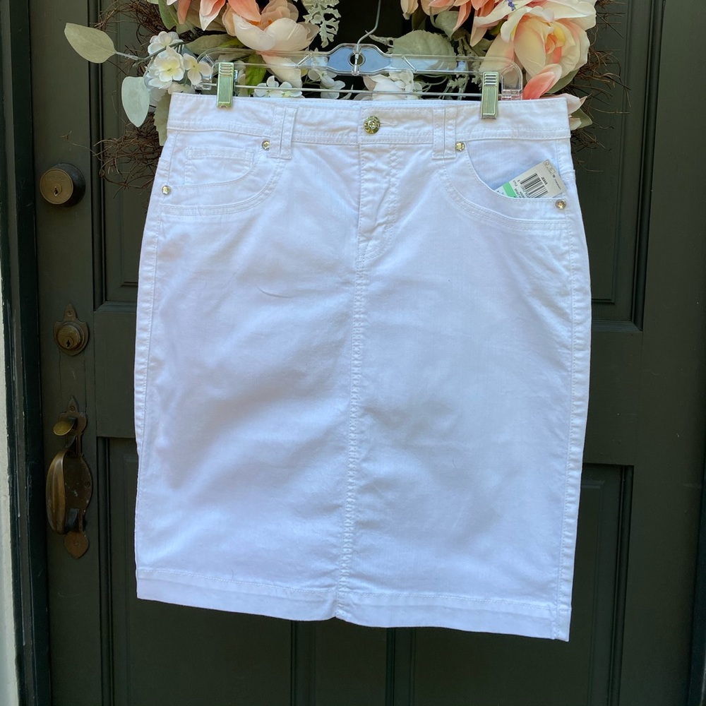 White Denim SKIRT Embellished pockets - New sz 8